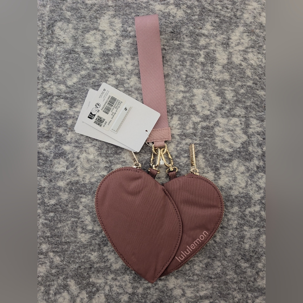 Lululemon Dual Heart Wristlet in Spiced Chai Pink Haze Gold - Picture 8 of 8